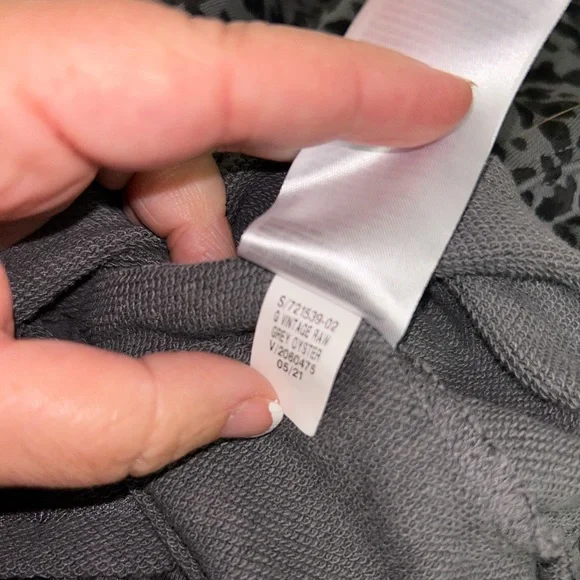 Old Navy girls M 8 gray black cheetah crop hoodie - Picture 8 of 9